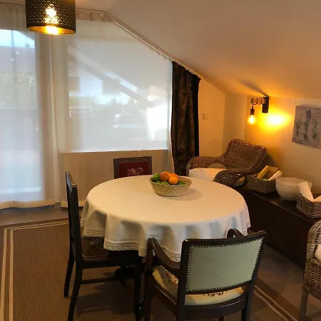 Gemuetlich Wohnen In Messenaehe, Feenzian *