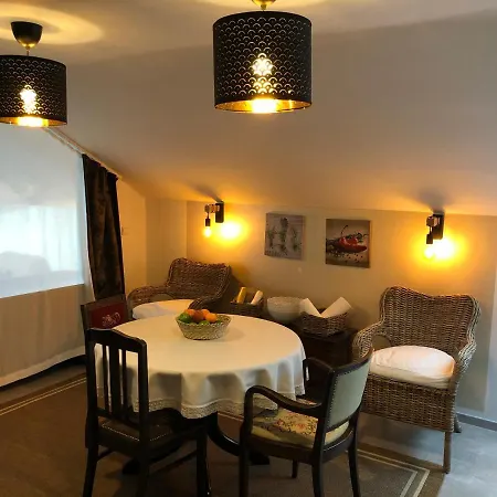 Gemuetlich Wohnen In Messenaehe, Feenzian 프리드리히스하펜