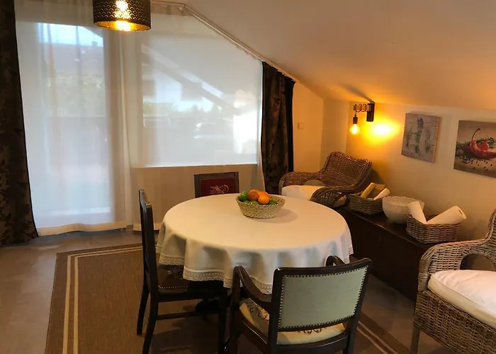 Gemuetlich Wohnen In Messenaehe, Feenzian *